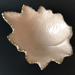 Vintage California USA Pottery = Leaf Bowl